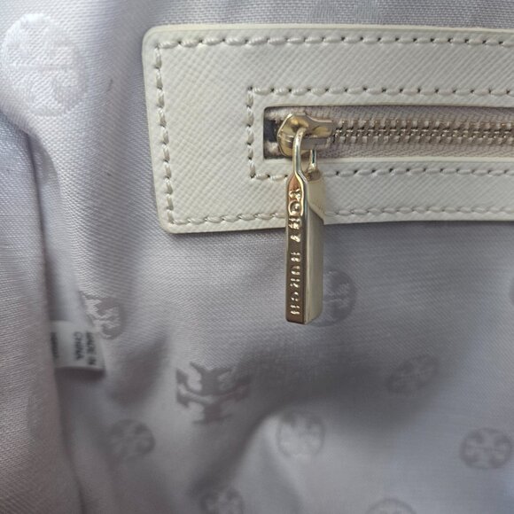 TORY BURCH Robinson Perforated Middy Satchel with COA - Picture 11 of 14